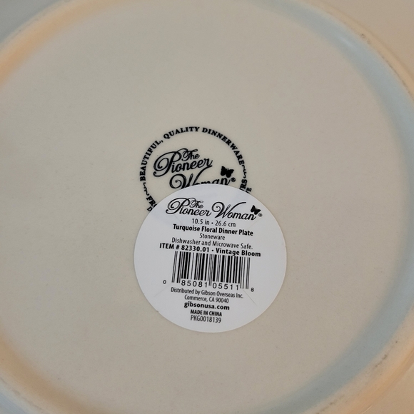 The Pioneer Woman Vintage Bloom Stoneware Plates NWT - Picture 4 of 4